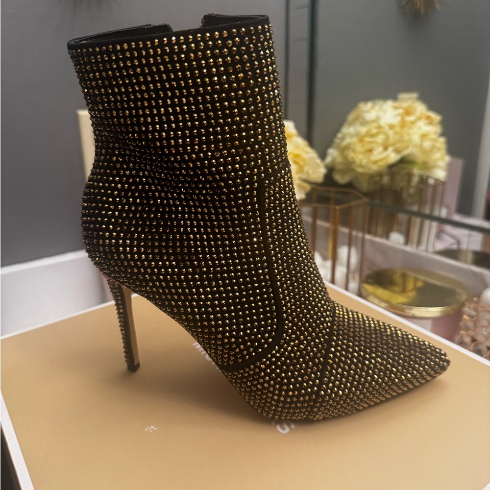 Michael Kors bootie